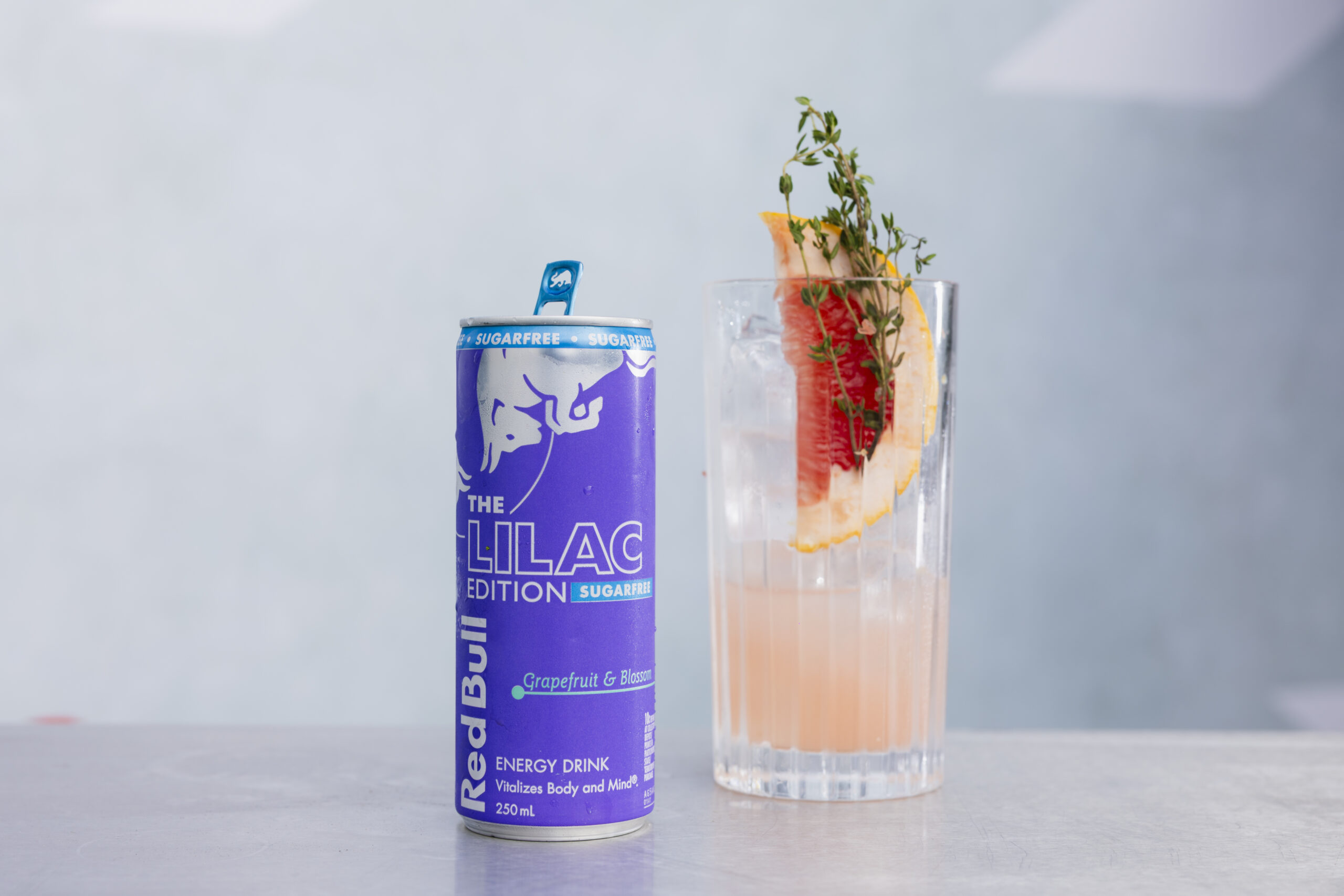 Red Bull The Lilac edition sugar free Cocktail with can